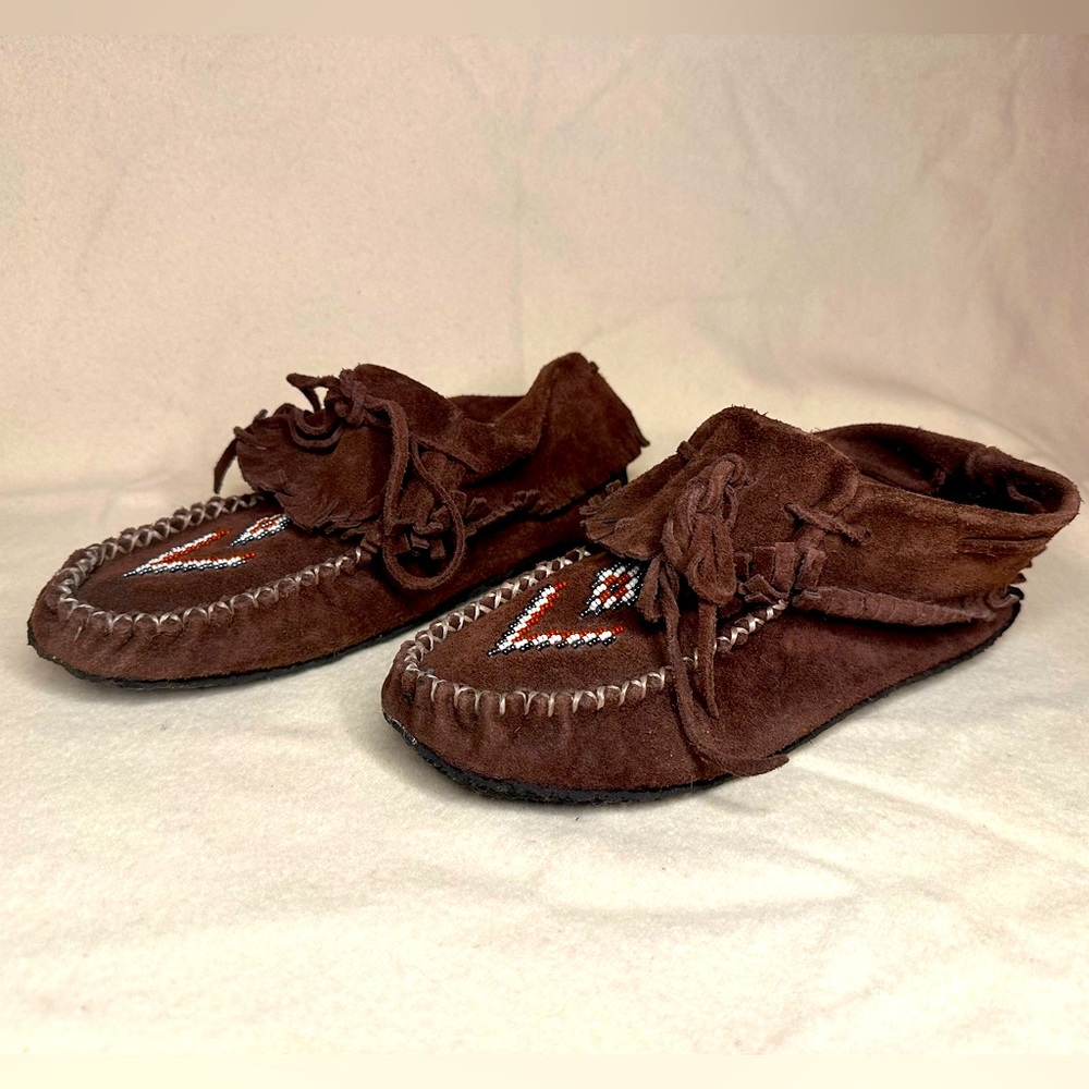 MANITOBA MUKLUKS Soft Sole Brown Leather Moccasin Wm 10/Men 8